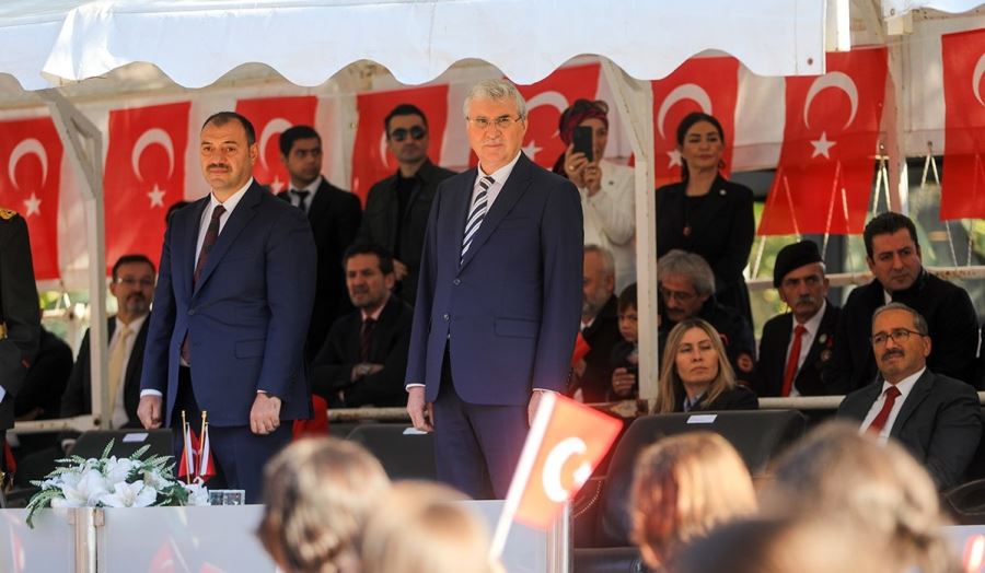 Cumhuriyet’in 99. yılı coşkuyla kutlandı