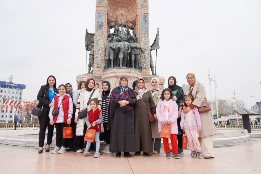 DEPREMDEN ETKİLENEN VATANDAŞLARA MORAL GEZİSİ