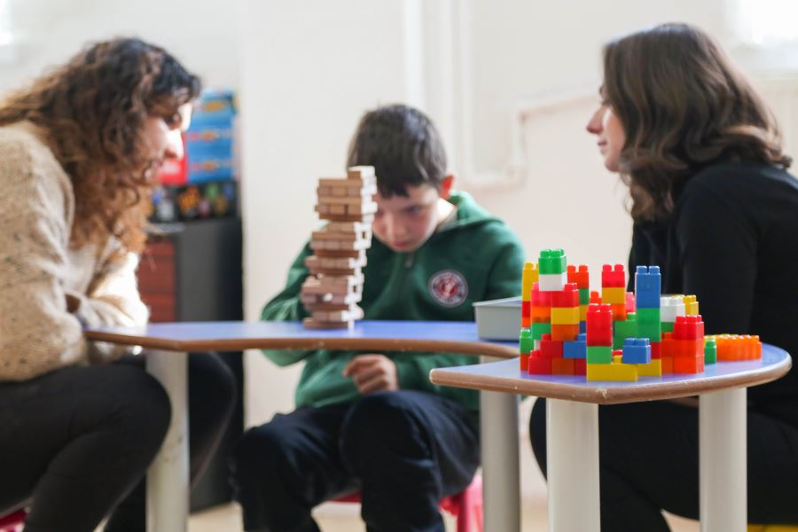 DEPREMZEDELERE KESİNTİSİZ PSİKOSOSYAL DESTEK