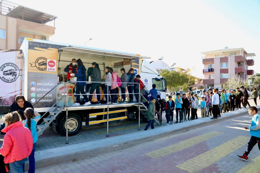 DİDİM BELEDİYESİ YÜZLERİ GÜLDÜRMEYE DEVAM EDİYOR