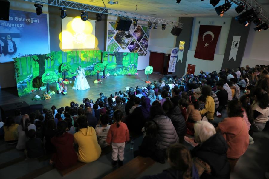 DİDİMLİ ÇOCUKLAR TATİLİ DOYASIYA EĞLENEREK GEÇİRİYOR