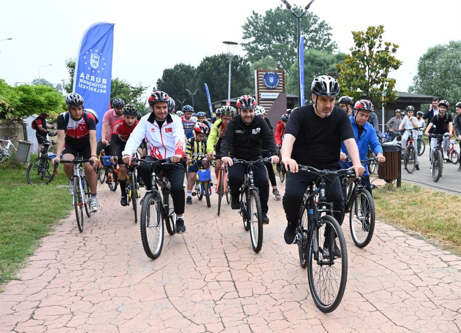 Dünya Bisiklet Günü’nde pedal çevirdiler