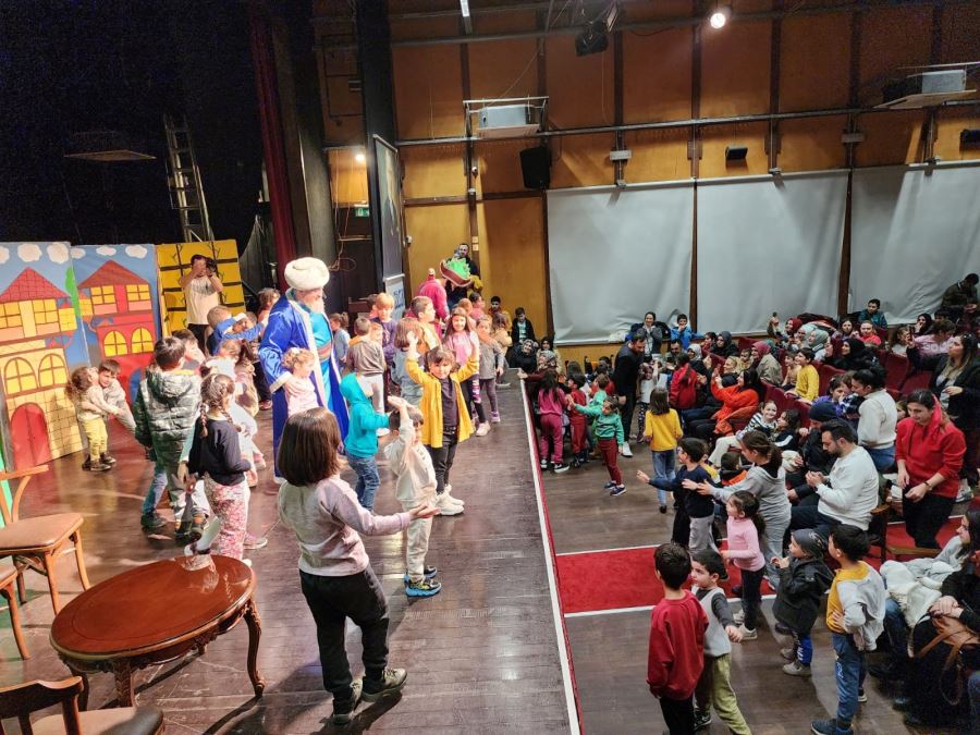 Dünya Tiyatro Günü’ Bursa’da kutlandı