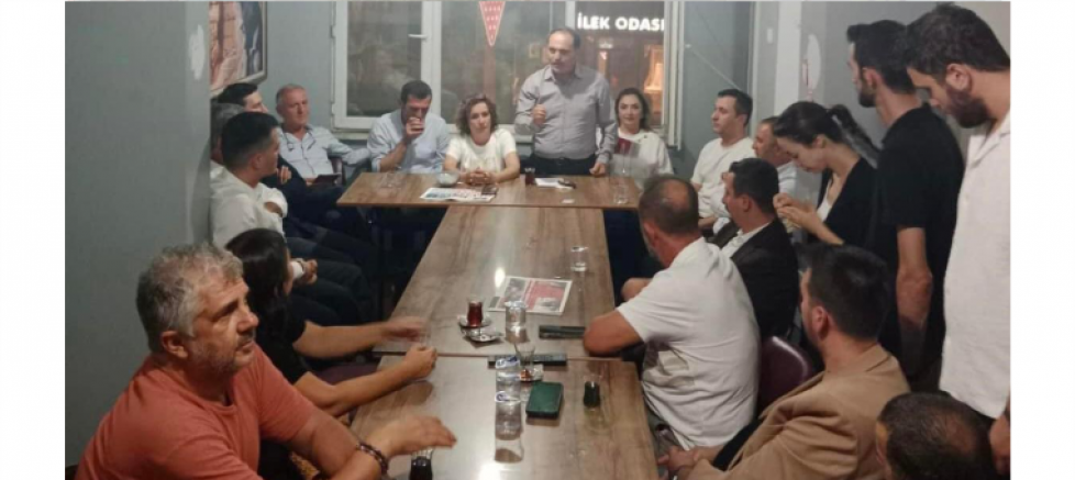 Ecevit Keleş: 