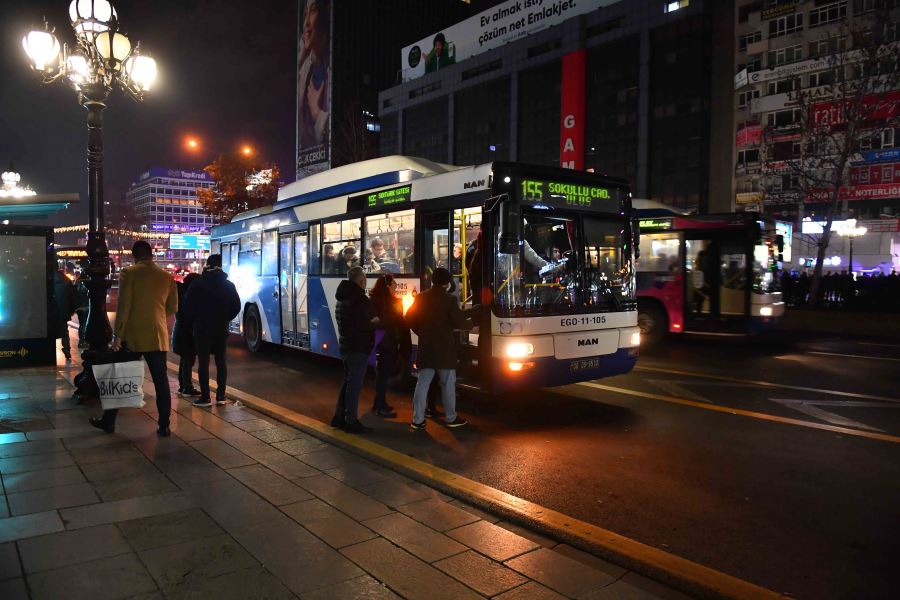 EGO OTOBÜSLERİYLE 24 SAAT ULAŞIM DEVAM EDİYOR