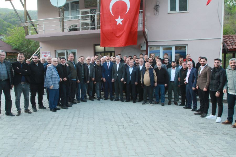 Ellibeş, köylerde vatandaşlarla kucaklaştı