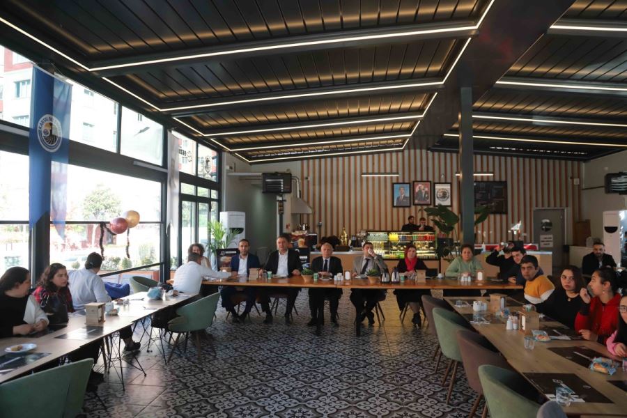 Engelsiz Üretim Atölyesi öğrencileri yeni yılı kutladı