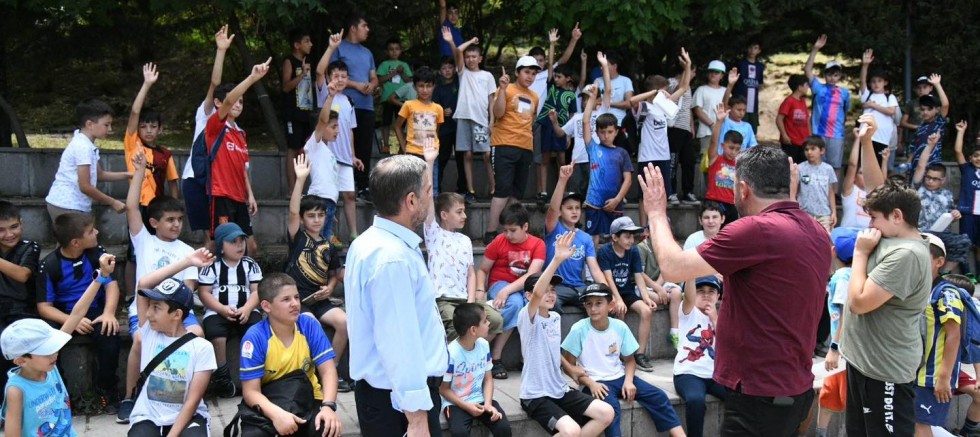 Ertuğrul Başkan Çocuklarla Piknikte - GÜNDEM - İnternetin Ajansı