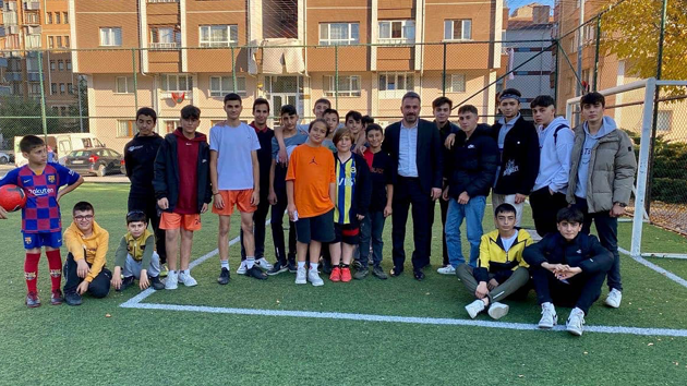 Ertuğrul Başkan’dan Gazozuna Penaltı Atışı
