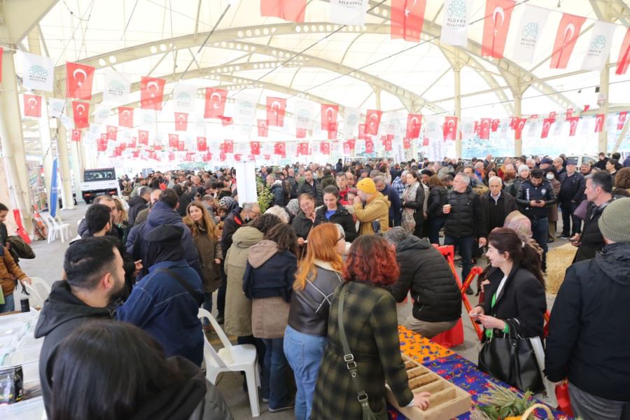 ESKİŞEHİR BÜYÜKŞEHİR STANDI BURSA’DA BÜYÜK İLGİ GÖRDÜ