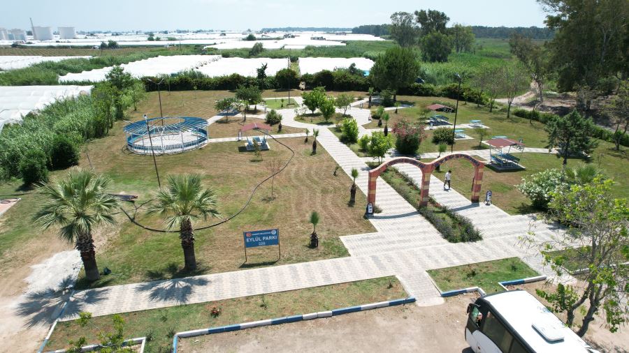 EYLÜL PARKI VE ŞIH İBRAHİM HEKİM TÜRBESİ BAŞTAN SONA YENİLENDİ
