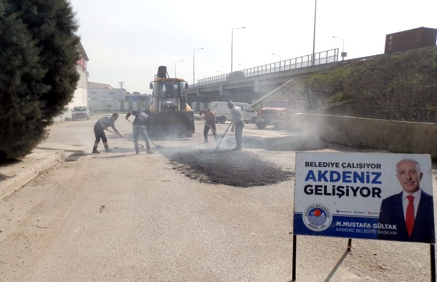 Fen İşleri ekipleri Akdeniz’in dört bir yanına hizmet veriyor