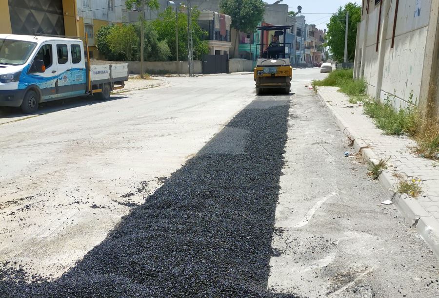 FEN İŞLERİ EKİPLERİ AKDENİZ'İN HER MAHALLESİNE HİZMET VERİYOR