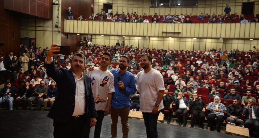 FENOMENLER YILDIRIMLI GENÇLERLE BULUŞTU