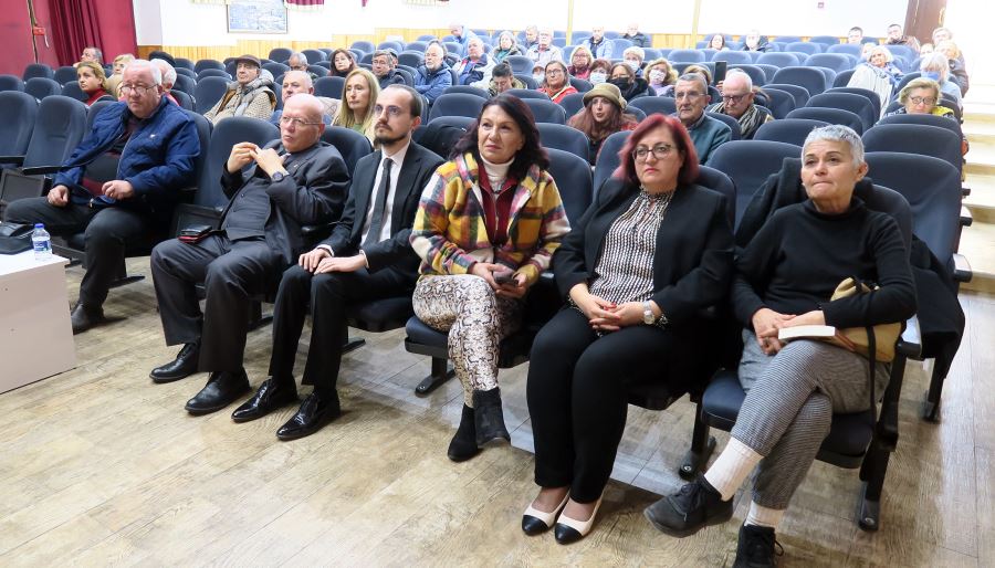 FOÇA’DA MÜBADELE KONFERANSI