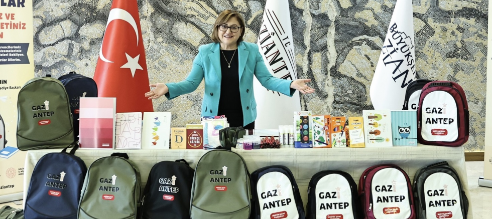 GAZİANTEP BÜYÜKŞEHİR, 1’İNCİ SINIF ÖĞRENCİLERİ İÇİN KIRTASİYE DESTEĞİNİ SÜRDÜRÜYOR - TÜRKİYE - İnternetin Ajansı