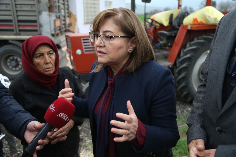 GAZİANTEP BÜYÜKŞEHİR DEPREMDEN ETKİLENEN İLÇELERDE TARIMSAL ALET EKİPMAN PARKI KURUYOR