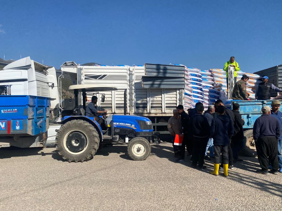 GAZİANTEP BÜYÜKŞEHİR’DEN, DEPREMDEN ETKİLENEN HAYVAN ÜRETİCİLERİNE DESTEK!