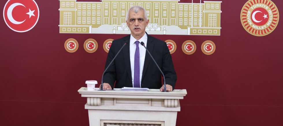 Gergerlioğlu, “Kocaeli’deki 944 hasarlı binada yaşayan 7447 kişiyi şiddetli bir depremde hayatını kaybedebilir!” - SİYASET - İnternetin Ajansı