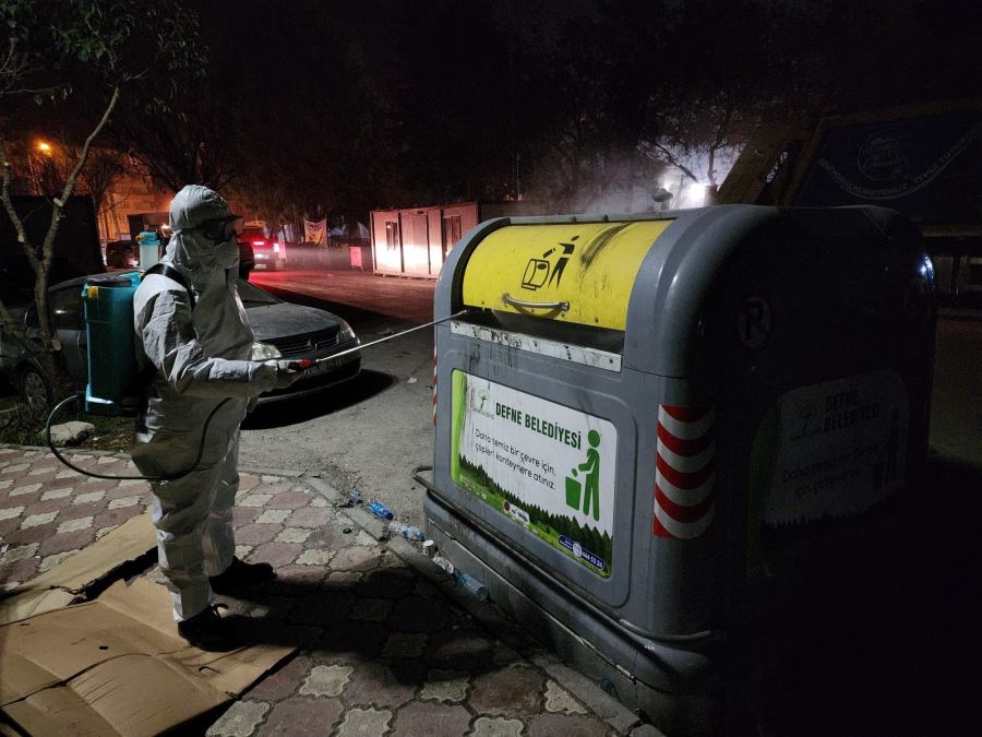 GÖLCÜK BELEDİYESİ DEPREM BÖLGESİNDE ÇALIŞMALARA DEVAM EDİYOR