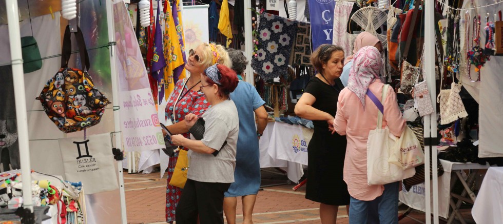 GÖLCÜK BELEDİYESİ GELENEKSEL EL SANATLARI FESTİVALİ BAŞLADI - GÜNDEM - İnternetin Ajansı