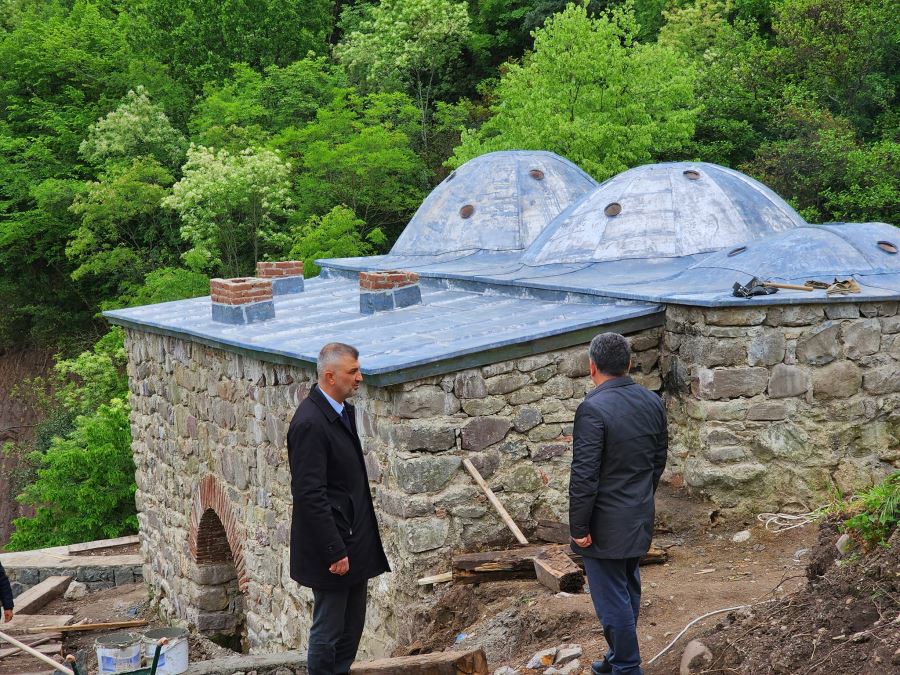 GÖLCÜK BELEDİYESİ İLÇEDEKİ TARİHÎ DEĞERLERİ İHYA ETMEYE DEVAM EDİYOR