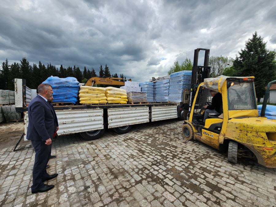 GÖLCÜK DEPREMZEDELERİN YANINDA OLMAYA DEVAM EDİYOR