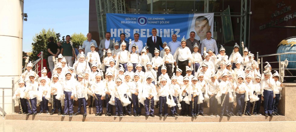 GÖLCÜK’TE MUHTEŞEM SÜNNET ŞÖLENİ - GÜNDEM - İnternetin Ajansı