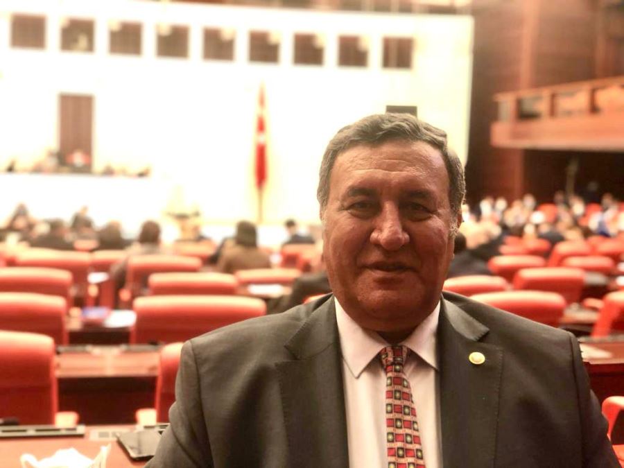 Gürer: “Adalet çalışanları özlük hakları iyileştirilmelidir”
