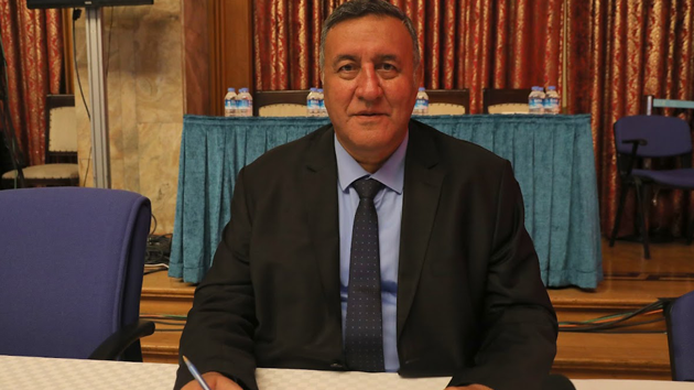 GÜRER, BAKAN'A YURTDIŞINDA DOLANDIRILAN FİRMALARI SORDU