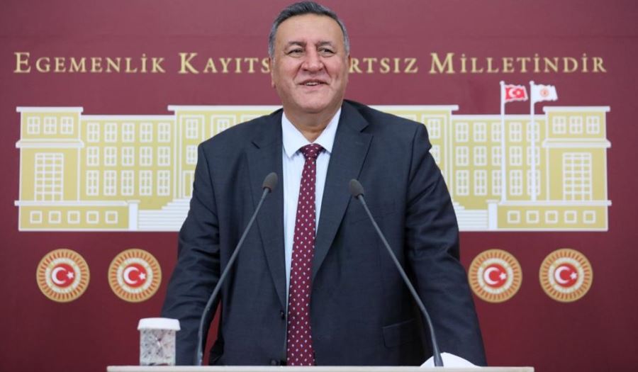 Gürer: “Dış politikamız yapboz tahtasına döndü”