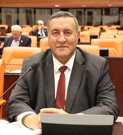 Gürer: “KYK’lıların borç faizleri ne zaman silinecek?”