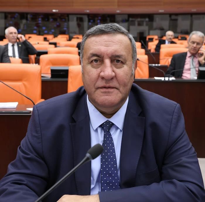 Gürer: “Sağlık alanında bekleyen 400 bin kişinin ataması yapılmalıdır”