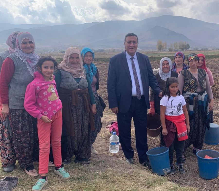 Gürer: “Tarım sektöründe 115 bin kişi daha istihdam dışı”