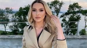 Hadise: Lütfen dünya bize yardım etsin