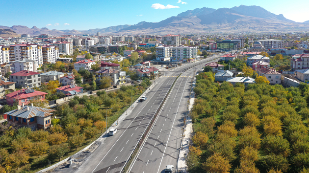 HATUNİYE CADDESİ ULAŞIMA AÇILDI