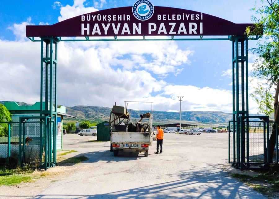 HAYVAN PAZARI ÖNLEM AMAÇLI KAPATILDI