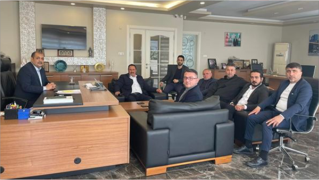 İlçe başkanlarından Karış'a tam destek
