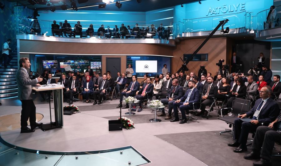İletişim Başkanı Altun, Savaş Muhabirliği ve Kriz Bölgelerinde Habercilik Forumu’nda konuştu