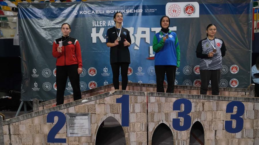 İller arası Karate Ligi Kocaeli’de nefes kesti