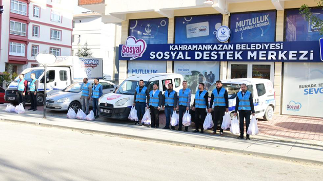 Kahramankazan Belediyesi, ilçedeki ihtiyaç sahibi 6 bin 522 aileye 20 ton kırmızı et dağıtıyor