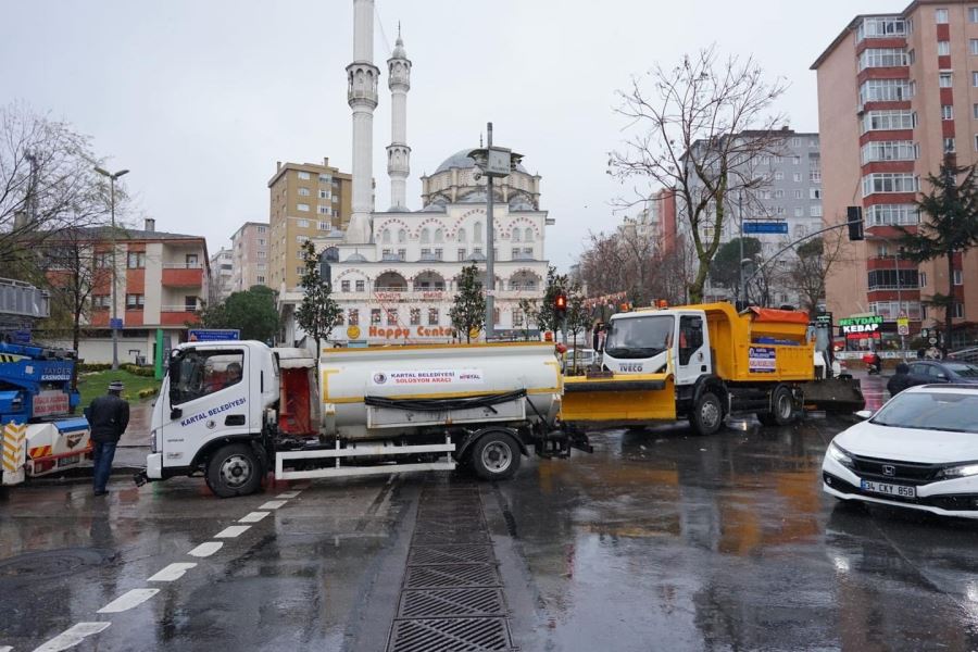 Kartal Belediyesi Olası Kar Yağışına Karşı Teyakkuza Geçti