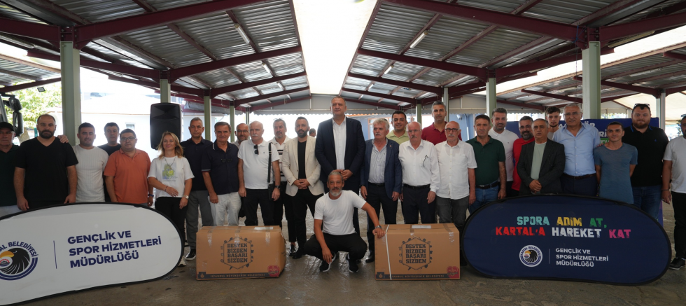 Kartal Belediyesi ve İBB’den Amatör Kulüplere Spor Malzemesi Desteği - TÜRKİYE - İnternetin Ajansı