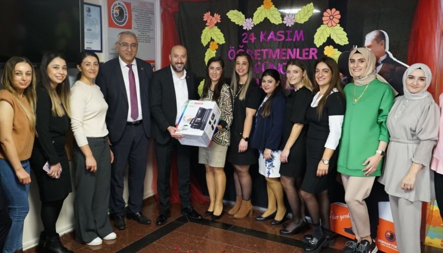 Kartal Belediyesi’nden Öğretmenler Günü’nde Anlamlı Ziyaret