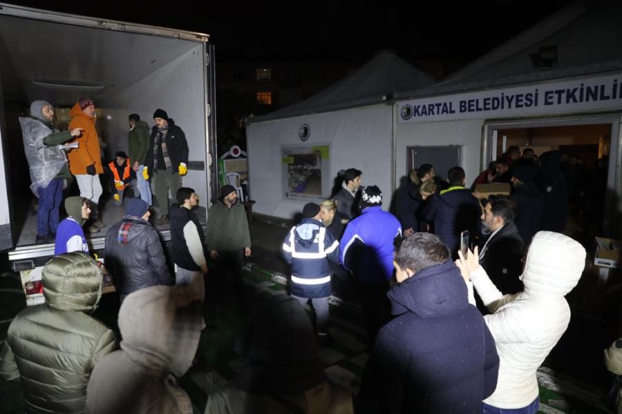 Kartal Belediyesi’nin Yardım Tırları, Deprem Bölgelerine Hareket Etti