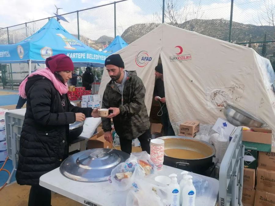 KARTEPE BELEDİYESİ HATAY/DEFNE’DE YARALARI SARIYOR