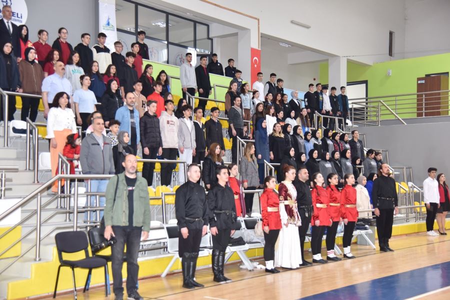 KARTEPE’DE 19 MAYIS COŞKUYLA KUTLANDI