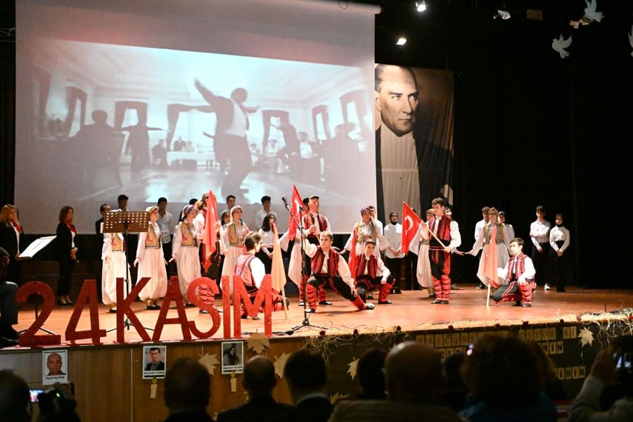 KARTEPE’DE 24 KASIM ÖĞRETMENLER GÜNÜ