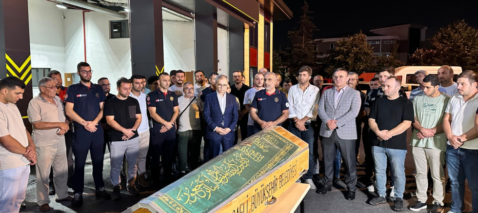 Kazada ölen itfaiye personeli için tören düzenlendi - TÜRKİYE - İnternetin Ajansı