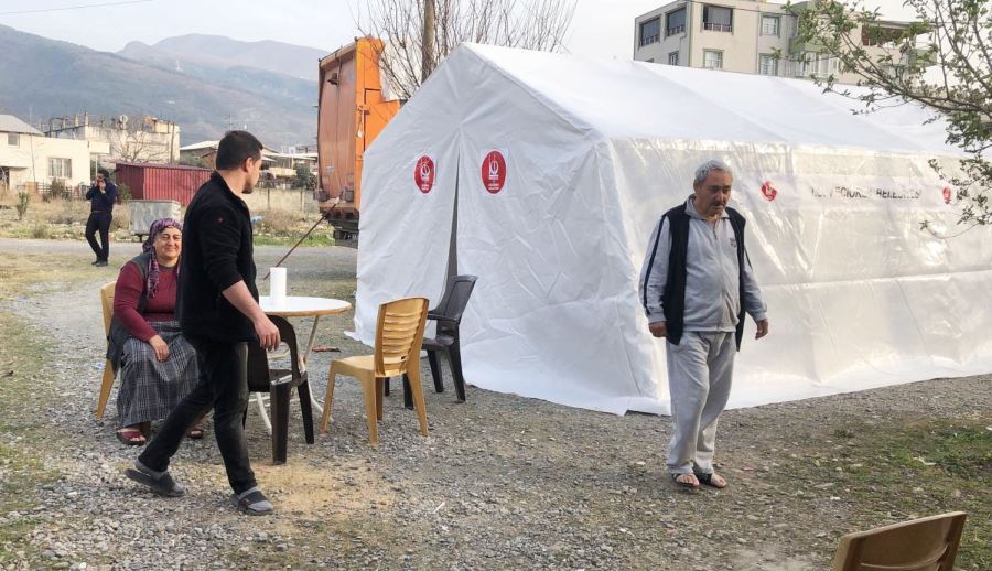 KEÇİÖREN BELEDİYESİNİN ÇADIRLARI KURULDU, HİZMETE SUNULDU